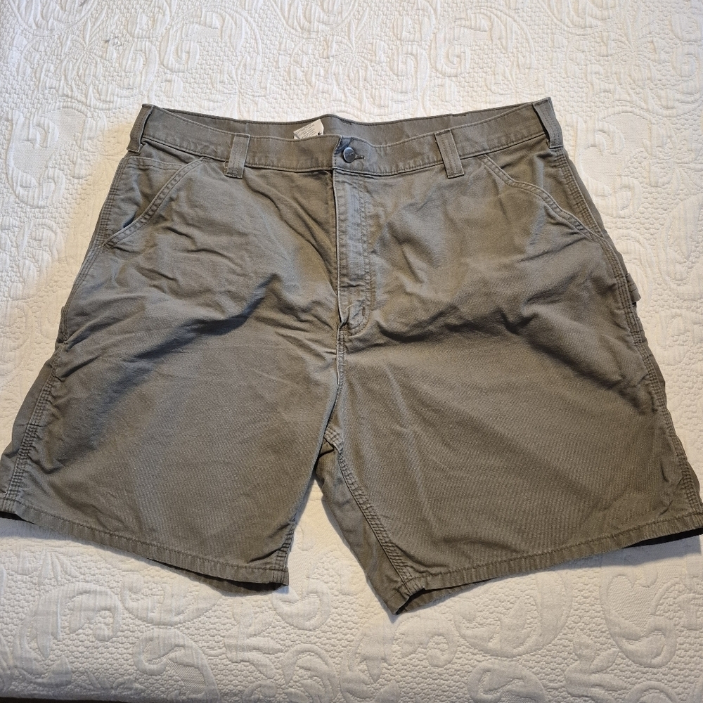 Carhartt men's size 40 olive green B144 LBR shorts VGUC